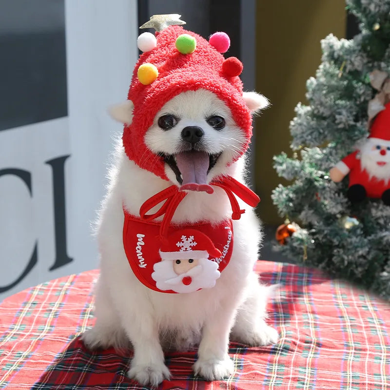 🎅🎁 Cute Pom Pom hat in the shape of a Christmas tree for pets!